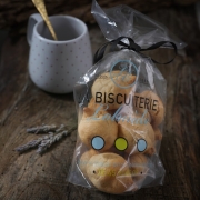 12 natural macaroons in a bag - Macaroons in a bag - La Biscuiterie Lolmede